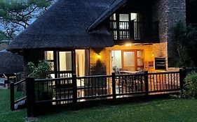 Inyamatane Luxury Lodge